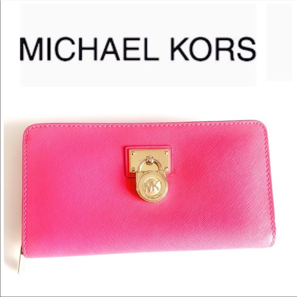 Michael Kors Pink Leather Hamilton Zip wallet - Picture 7 of 8